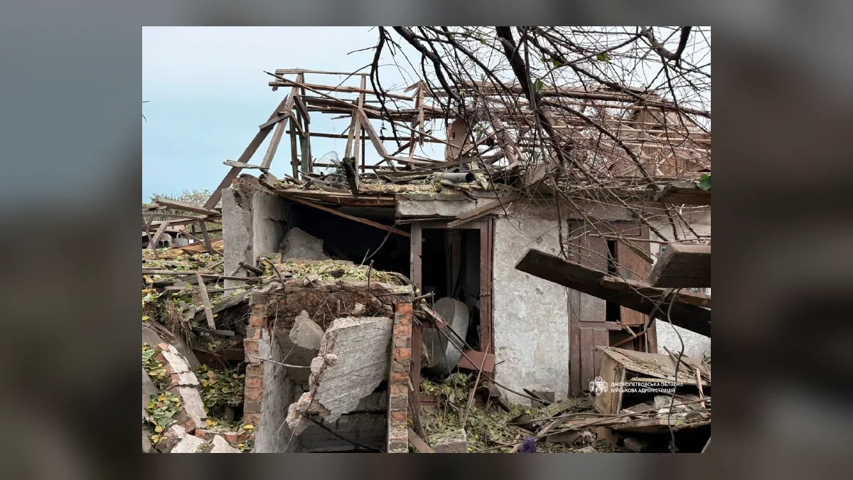 У Дніпрі 30 жовтня внаслідок атаки пошкоджено вокзал та будинки, двоє поранених