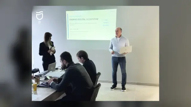 У Дніпрі фахівці України та Чехії обговорили захист міських цифрових систем