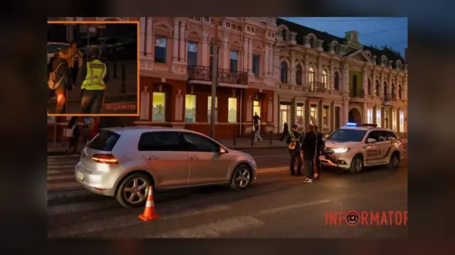 У Дніпрі на вулиці Глоби автомобіль Volkswagen збив 15-річну дівчину на переході