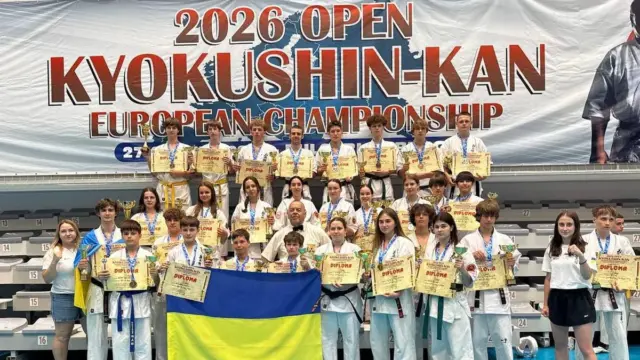 У Кам’янському до Всесвітнього дня карате проводять тиждень відкритих дверей